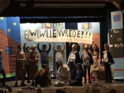Basisschool Sint Anna viert KERST!